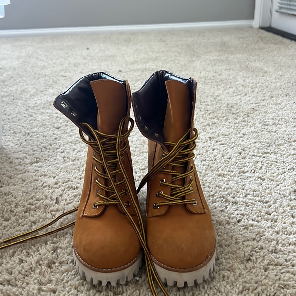 Lightly worn Jeffery Campbell Ibiza Last Boots